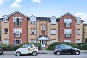 2 bedroom Flat for s...